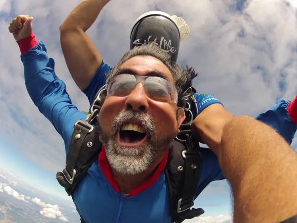 Tandem Jump Gift Card - Weekday Mid-Day (M, Th before 4p) Rate