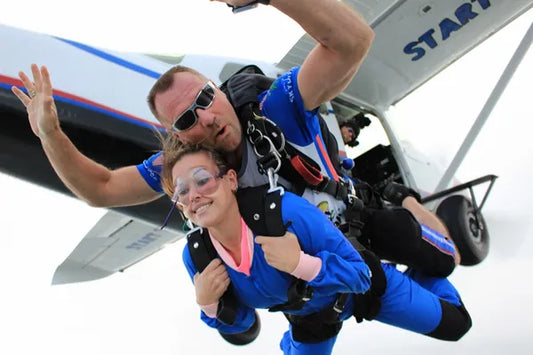 Tandem Jump Gift Card - Weekday Mid-Day (M, Th before 4p) Rate